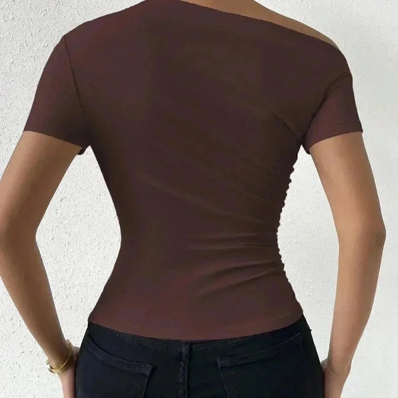 Coffee Brown Casual Women's Slim Fit Solid Color Collar Pleated Short Sleeve Tee - Picture 3 of 7